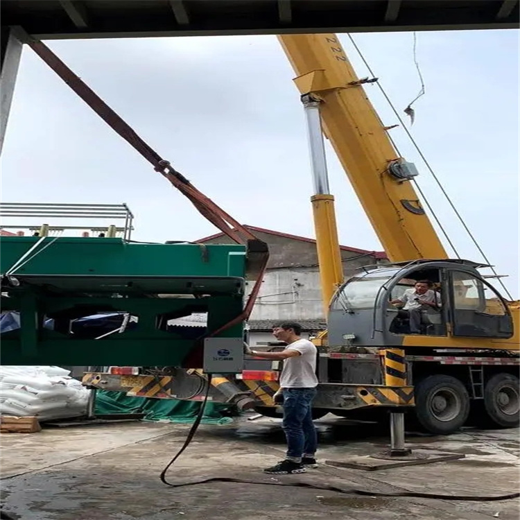 八所镇大吨位吊车租赁应急保障方案|化解突发吊装需求难题